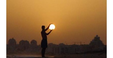 Il sole che lotta Il sole che lotta