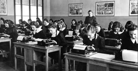 Tuvixeddu non è un dettato Tuvixeddu non è un dettato