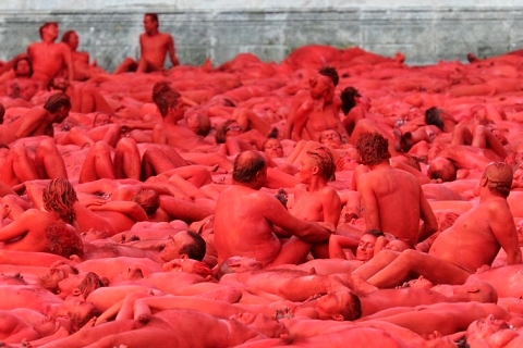 monaco-rossi-nudi-spencer-tunick