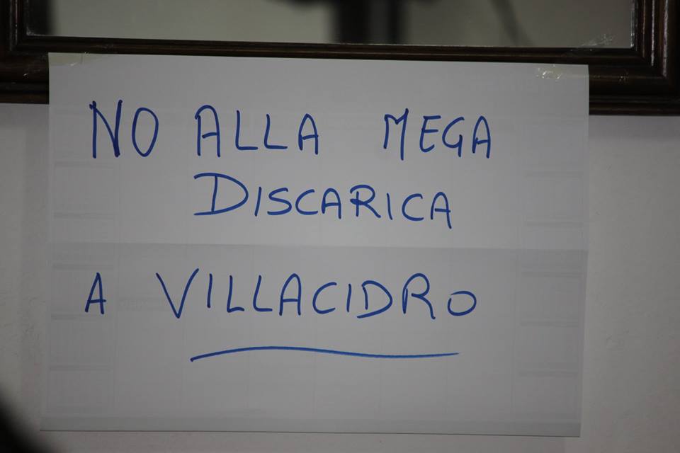 2015-11-02-no-mega-discarica-villacidro