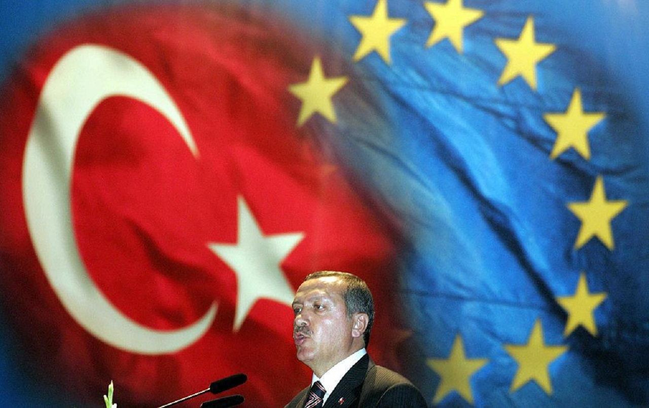 Oltrefrontiera_Erdogan_UE